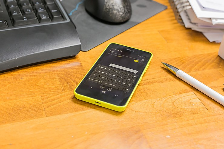 Nokia Lumia 630 (12).jpg
